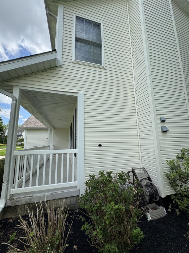 House Washing in Kirtland Hills OH by Wiley's Pressure Washing Service