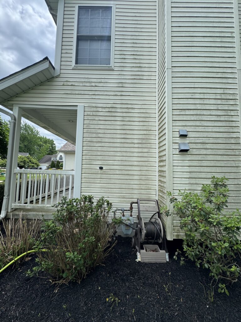 House Washing in Kirtland Hills OH by Wiley's Pressure Washing Service