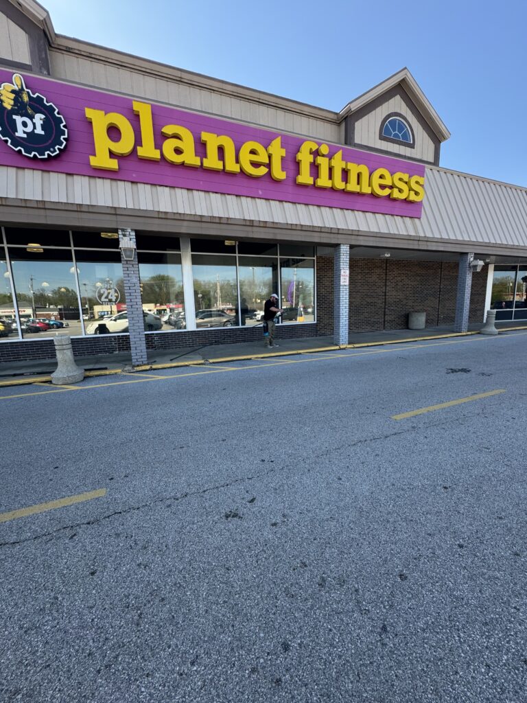 Commercial Window Washing at Planet Fitness - by Wiley's pressure washing in Painesville OH