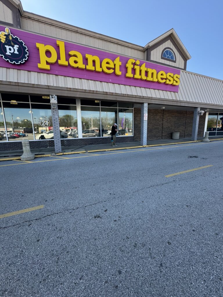 Commercial Window Washing at Planet Fitness - by Wiley's pressure washing in Painesville OH