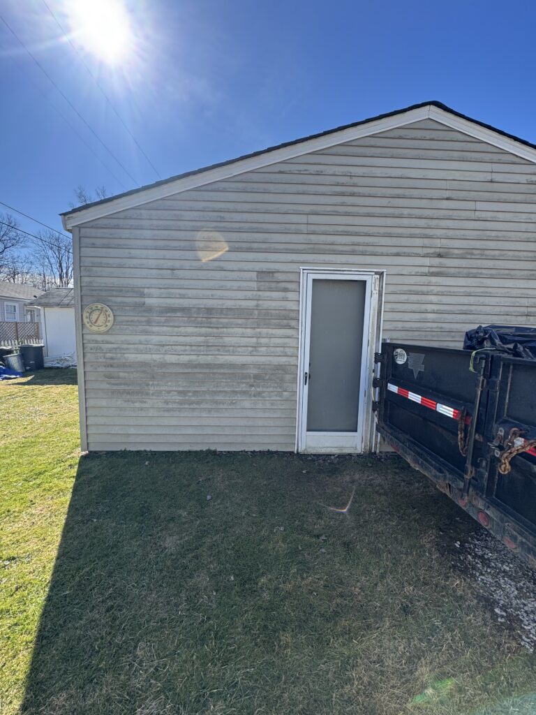 Before house washing services by Wiley's Pressure Washing in Ashtabula OH