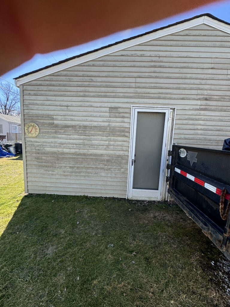 Before house washing services by Wiley's Pressure Washing in Ashtabula OH